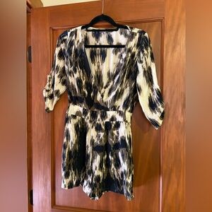 Charlie Jade Faux wrap romper sz XS abstract ikat print cream black okive green